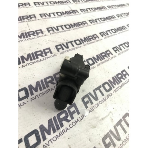 Насос омивача скла Ford Focus 3 2011-2017 BV6117K624BA